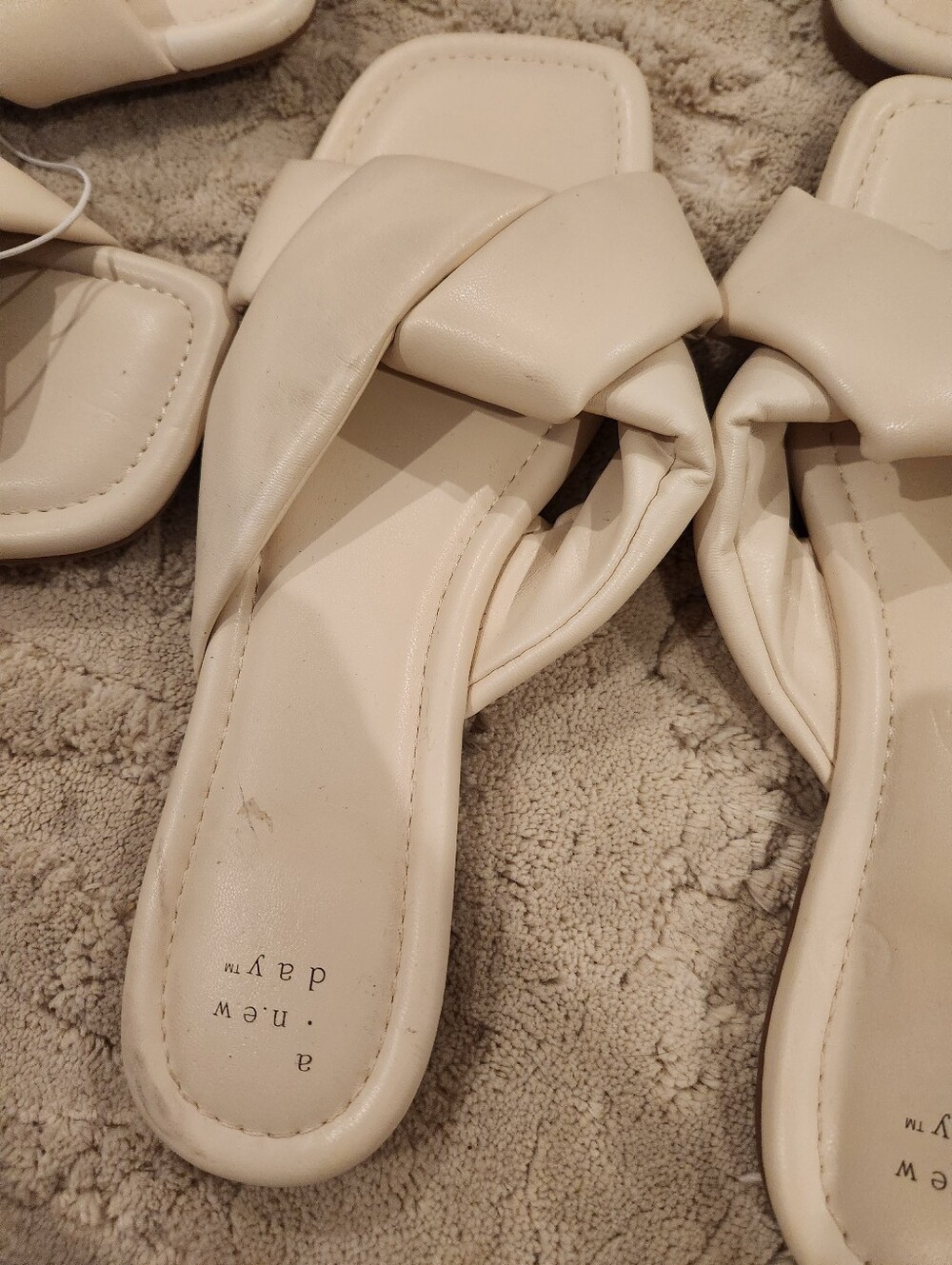 ✨️🥰NWT Women's Lisa Slide Sandals - A New Day Off White Cream - Picture 8 of 12